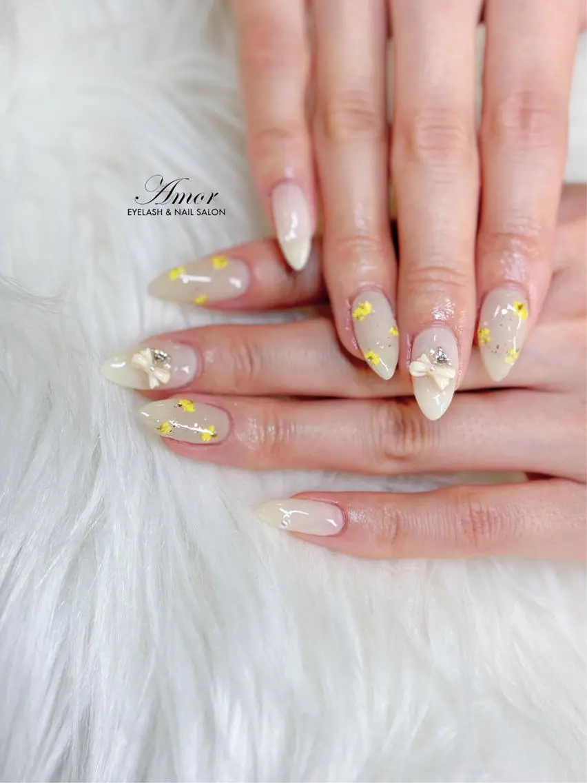 ネイル マグネットネイル ニュアンスネイル 春ネイル ハンドネイル Nailist ★Amo★のネイルデザイン
