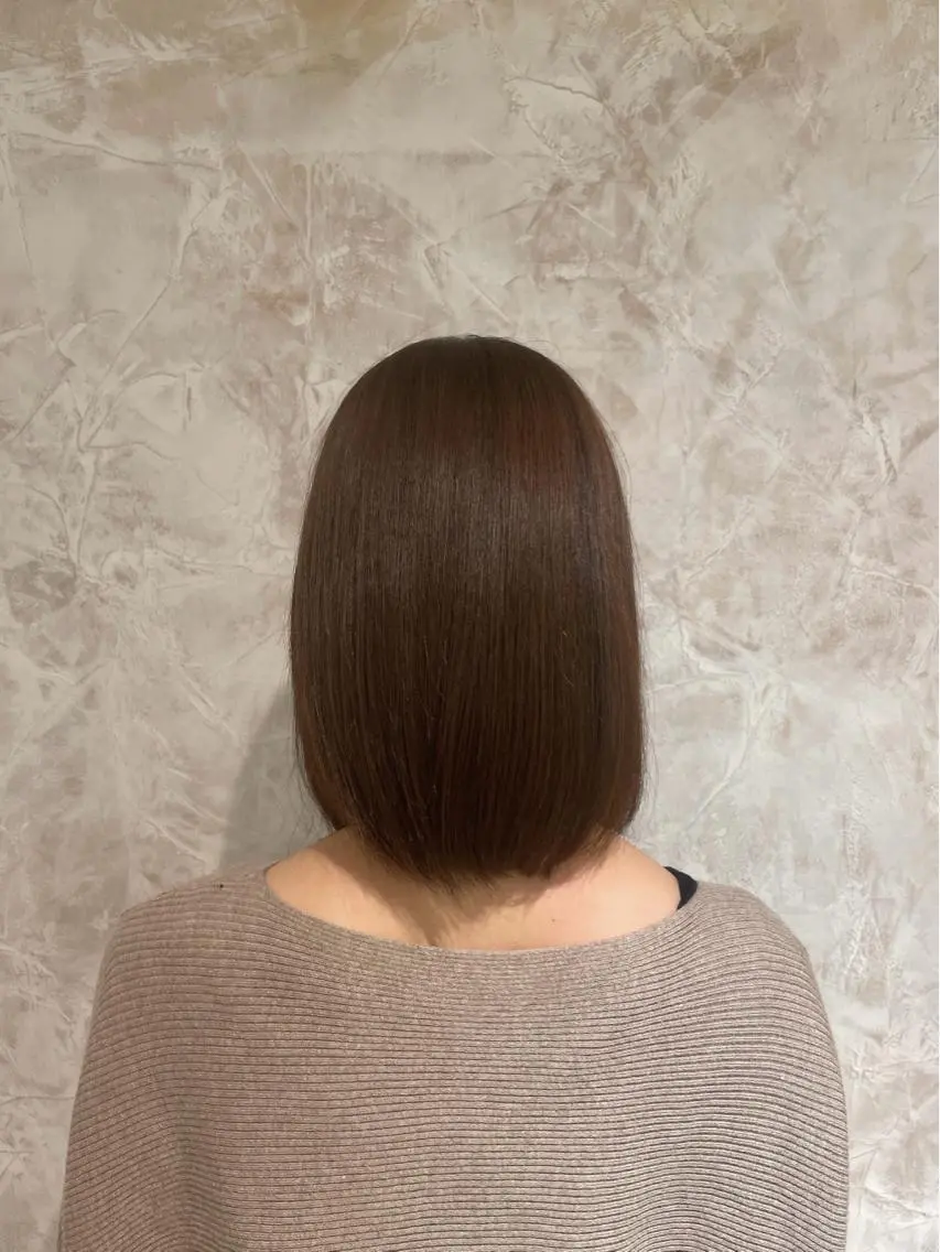ミディアム カラー 縮毛矯正、肩上の長さ お任せ☆マンツー施術のヘアスタイル