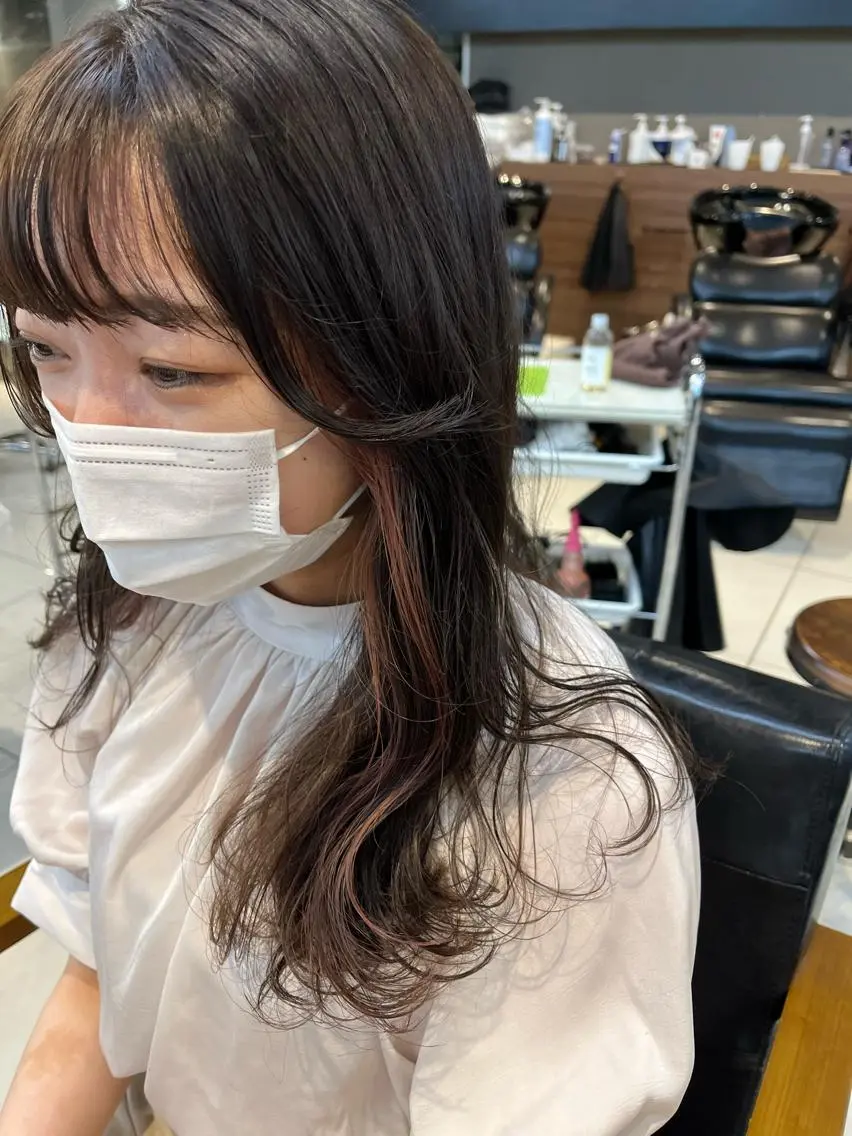 セミロング カラー ヘアアレンジ キッズ マツエク・マツパ アイブロウ インナーカラー 眉カラー ヘアカラー トリートメント 透明感カラー🤎 ゆりのヘアスタイル