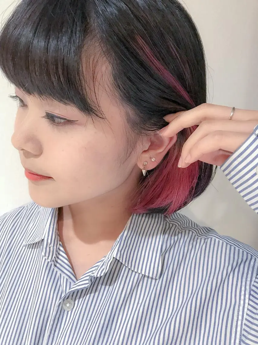 ショート カラー インナーカラー ピンクカラー カット ヘアカラー BOX mico.のヘアスタイル