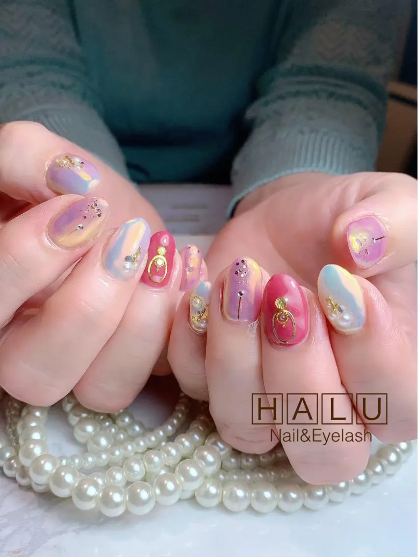 ネイル キラキラネイル HALU ハルのネイルデザイン