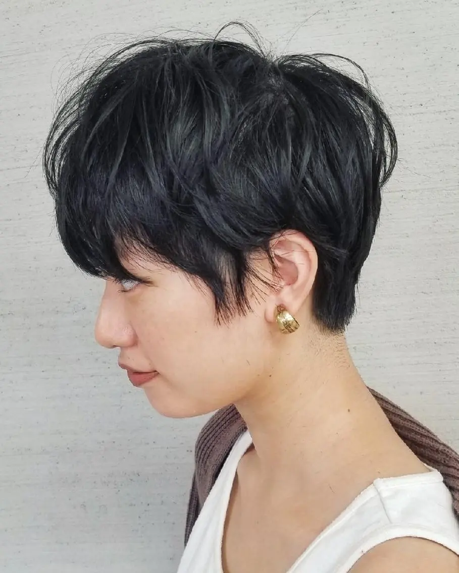 ショート ショートヘア 石井 静のヘアスタイル