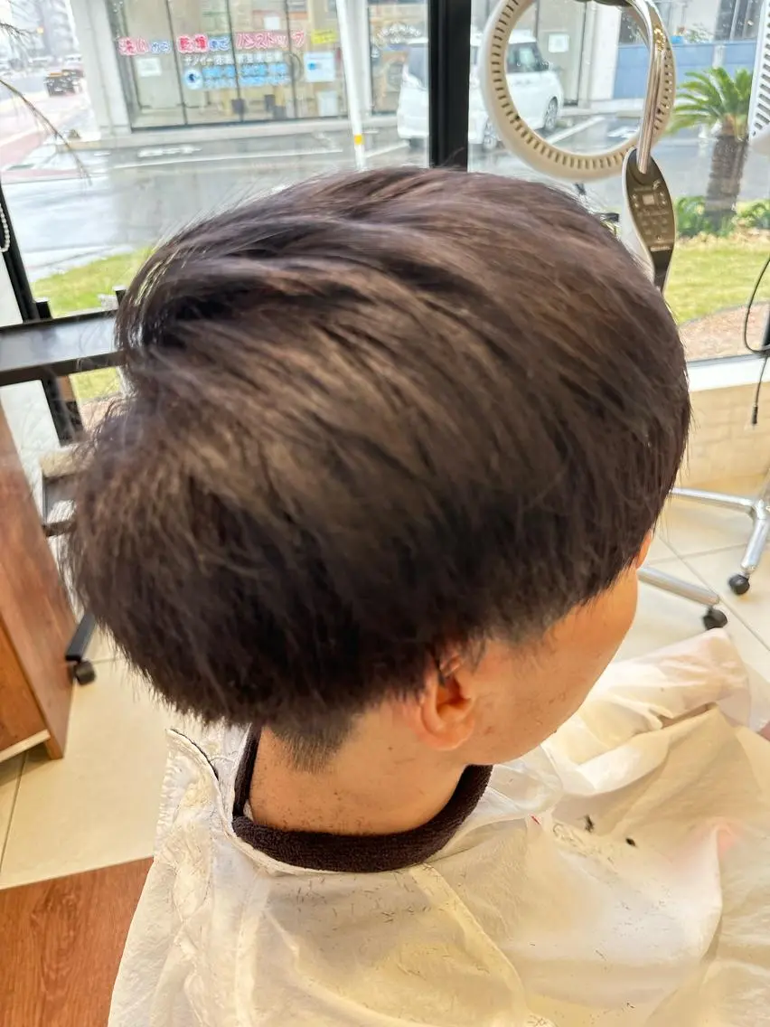 カラー カット ヘアカラー トリートメント 見川 ヒカルのヘアスタイル