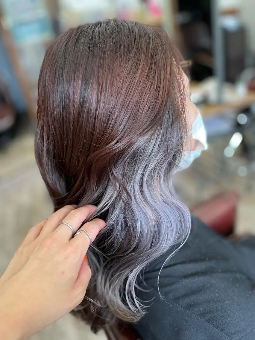 ロング カラー シルバー 💎白髪染めも対応 🙆👌山本明菜のヘアスタイル