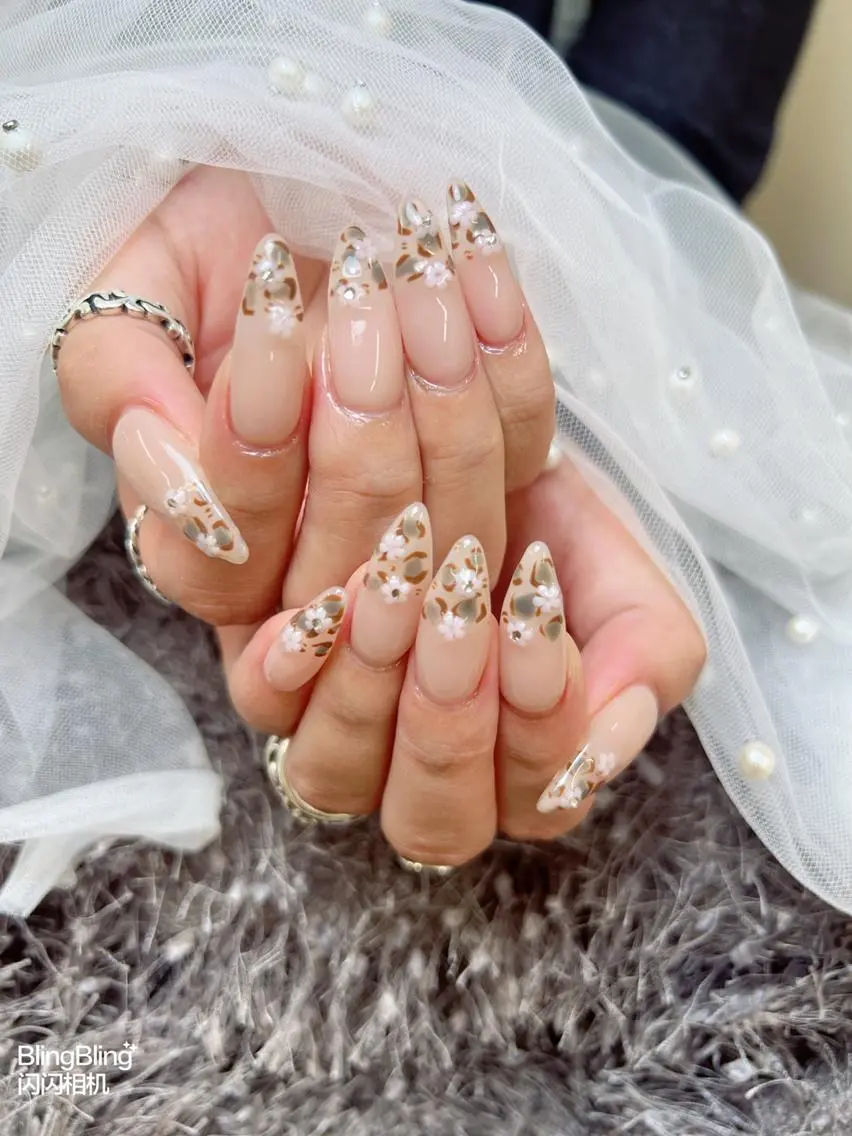 ネイル Merit メリット_のネイルデザイン