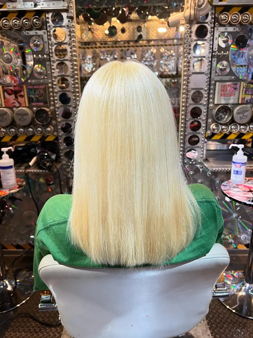 セミロング カラー カット ヘアカラー KOYA コヤのヘアスタイル