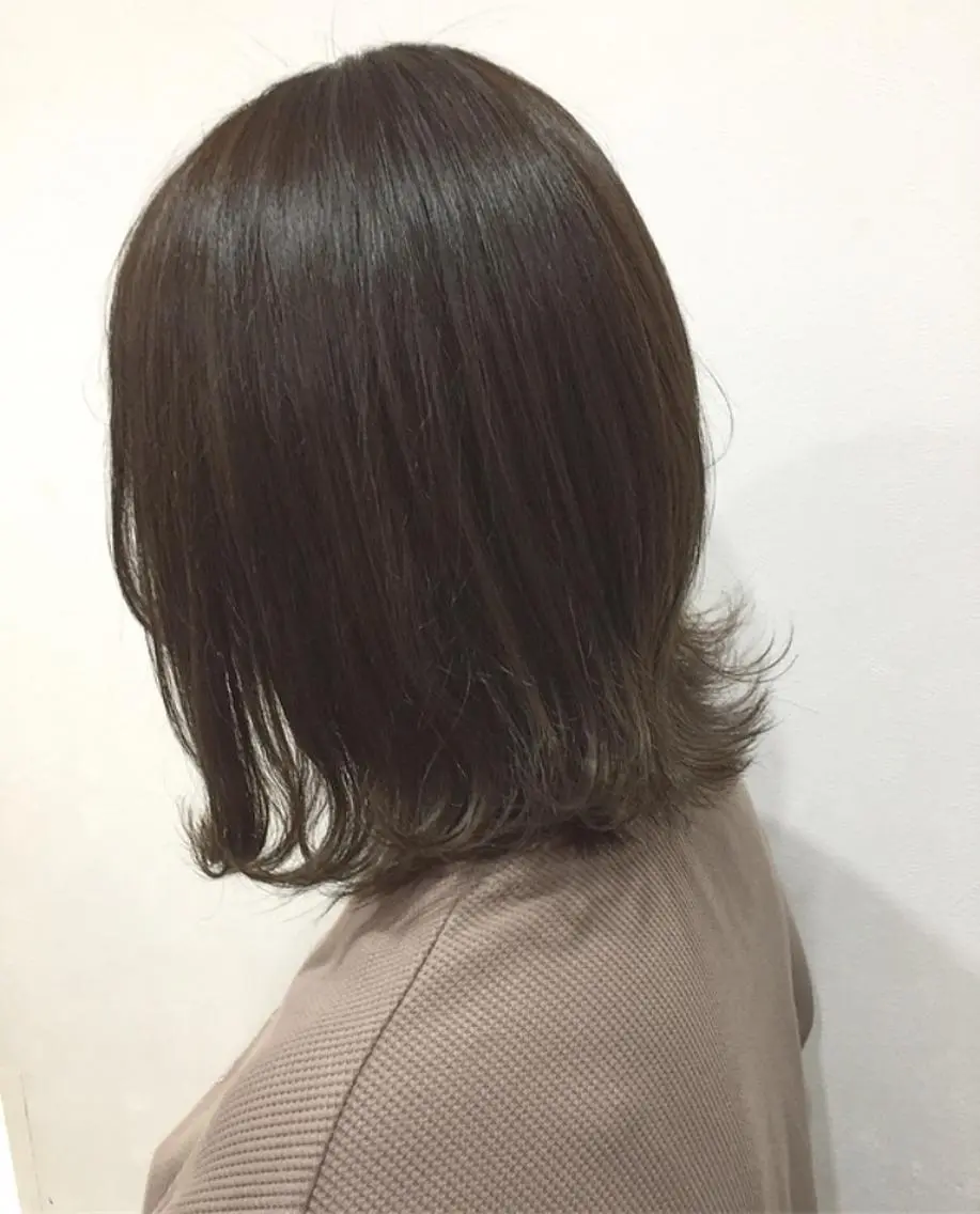 ミディアム カラー 脱白髪染め美容師 竹内涼乃のヘアスタイル