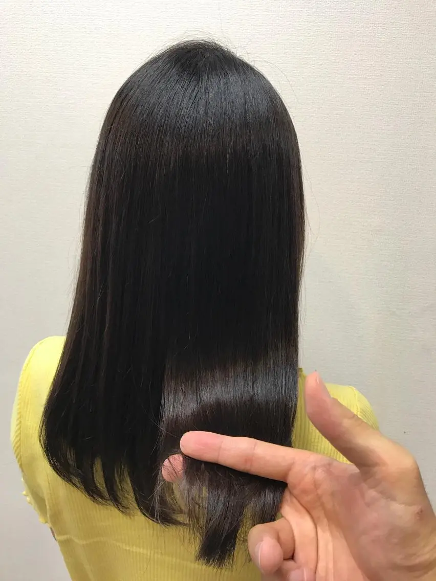 セミロング パーマ 縮毛矯正 吉森 満俊のヘアスタイル