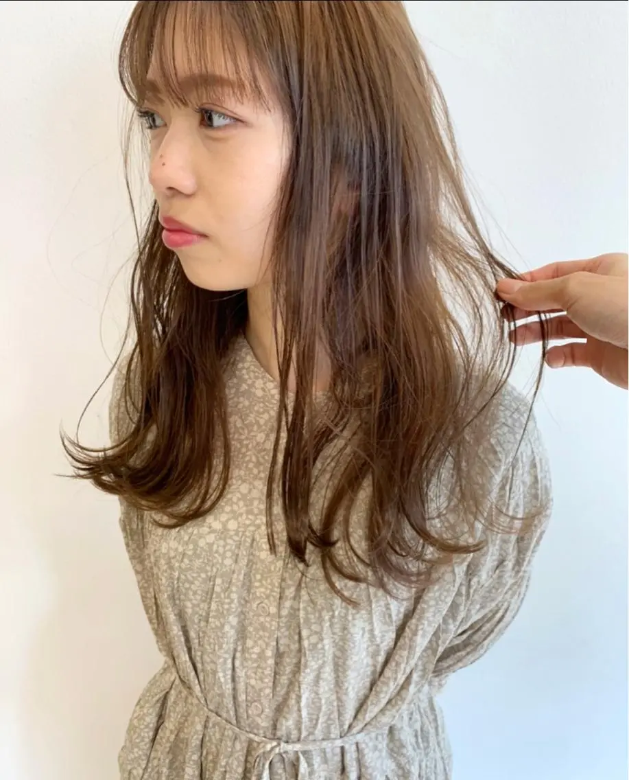 セミロング 村澤 拓弥のヘアスタイル