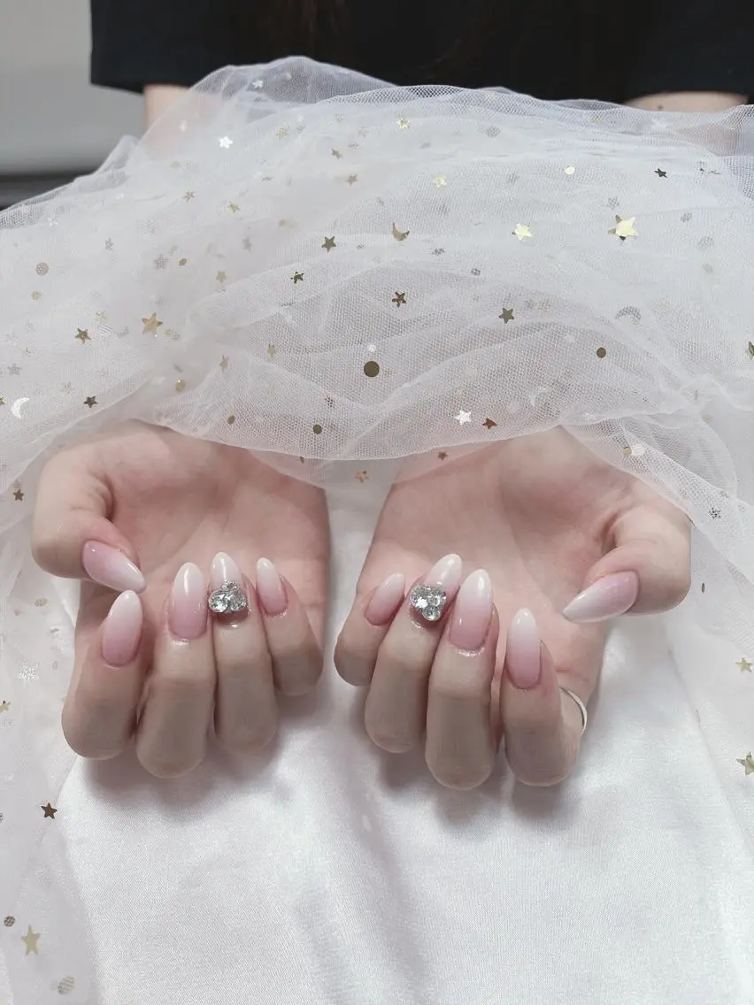 ネイル ジョリ kasumi🌹💅のネイルデザイン