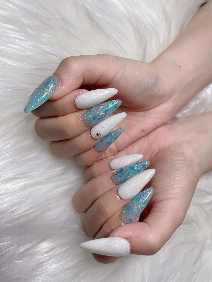ロング ネイル 《LB》ラブリエ Nail&eyeのマツエク・マツパデザイン