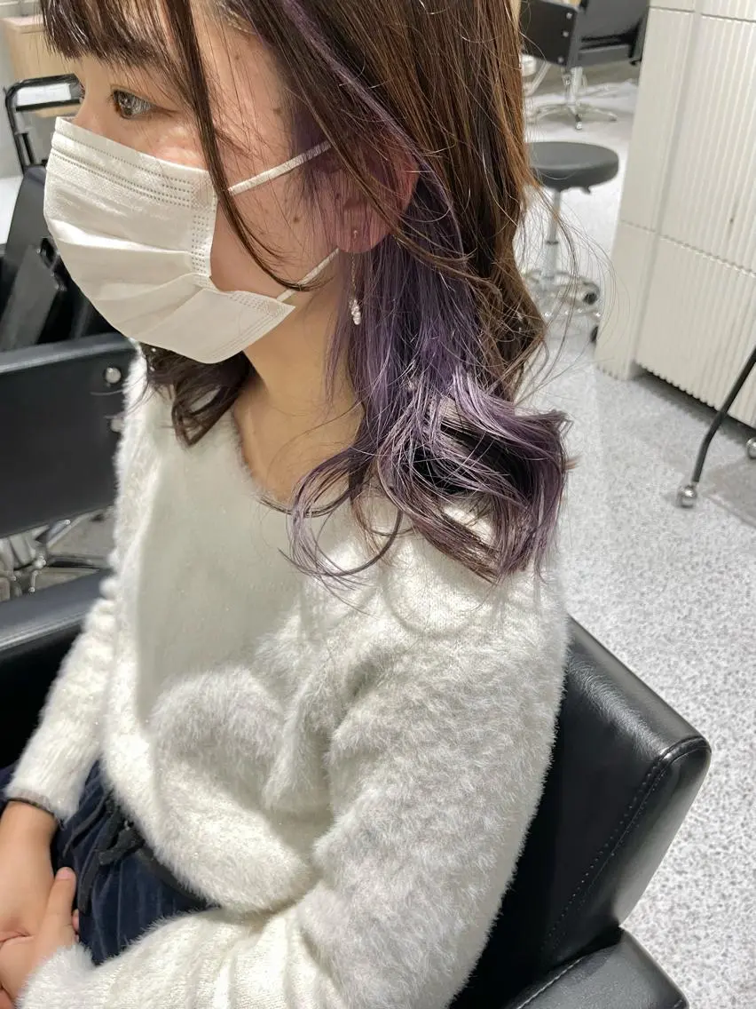 ロング カラー ブリーチ ケアブリーチ イヤリングカラー パープルカラー ブリーチ/ハイトーン 艶カラー/ユリナのヘアスタイル