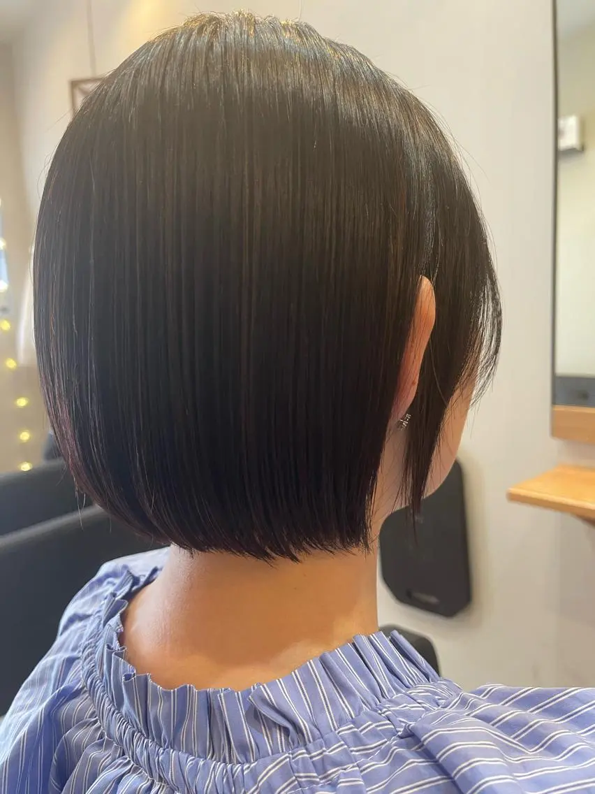 ミディアム nowhere ノーウェアのヘアスタイル