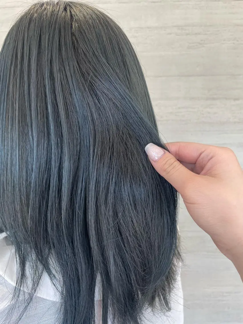 ミディアム 🤍tomoka 🤍のヘアスタイル