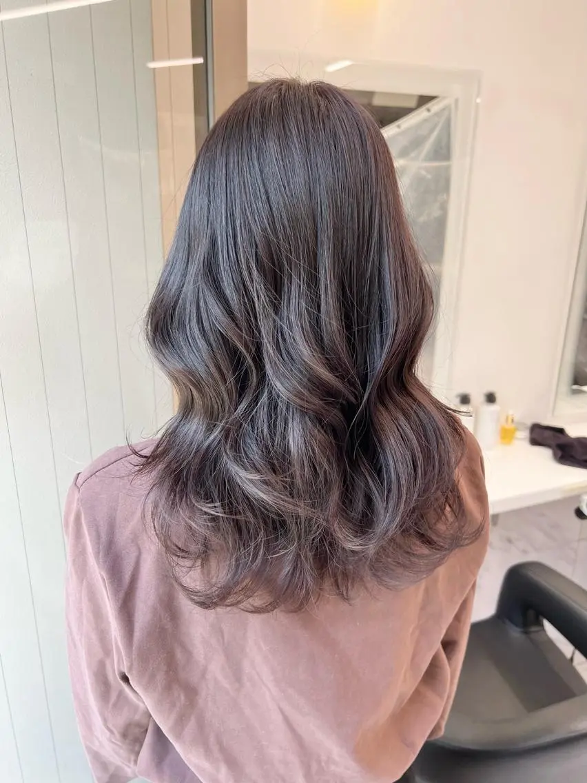 ロング カラー パーマ ヘアアレンジ メンズ キッズ ネイル マツエク・マツパ アイブロウ 上品＆韓国風 🥀海心🥀のヘアスタイル