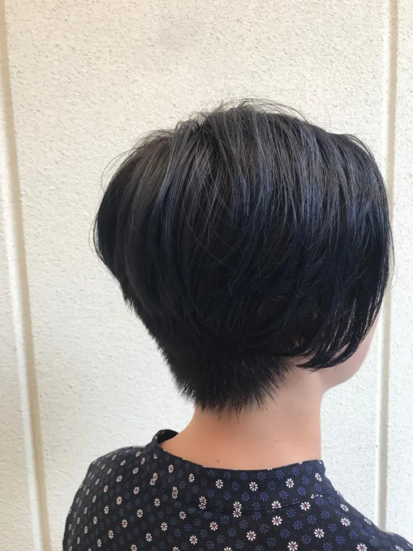 ショート カラー ブルーカラー ネイビーカラー ヘアカラー 柴田 祐輔のヘアスタイル