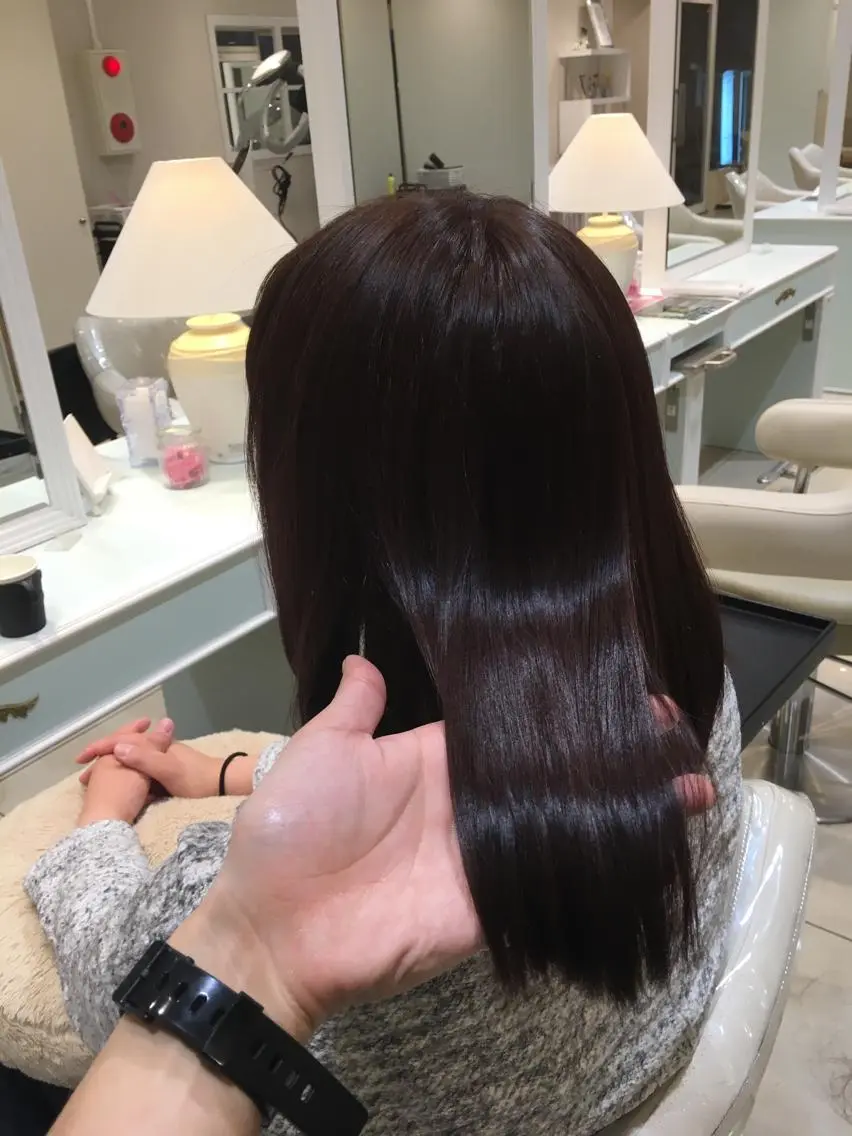 セミロング パーマ ストレートパーマ ハイトーン/ブリーチ 山崎　悠次のヘアスタイル