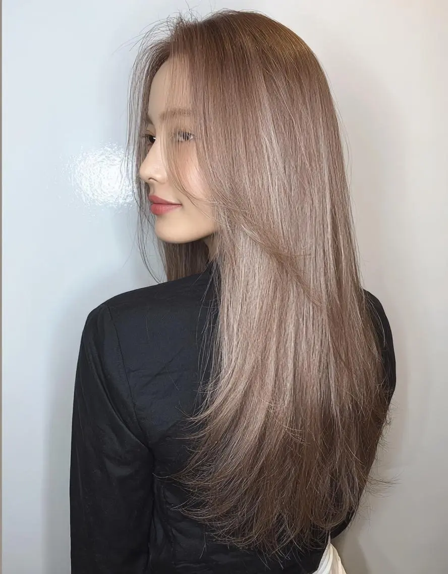 ロング カラー デザインカラー✨ 透明感カラー菊地真保のヘアスタイル