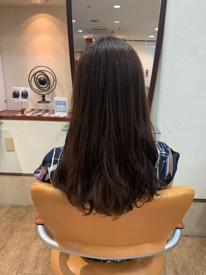 ロング カラー ブラウンカラー ナチュラルブラウン サプリームヘア 飯田みち瑠のヘアスタイル
