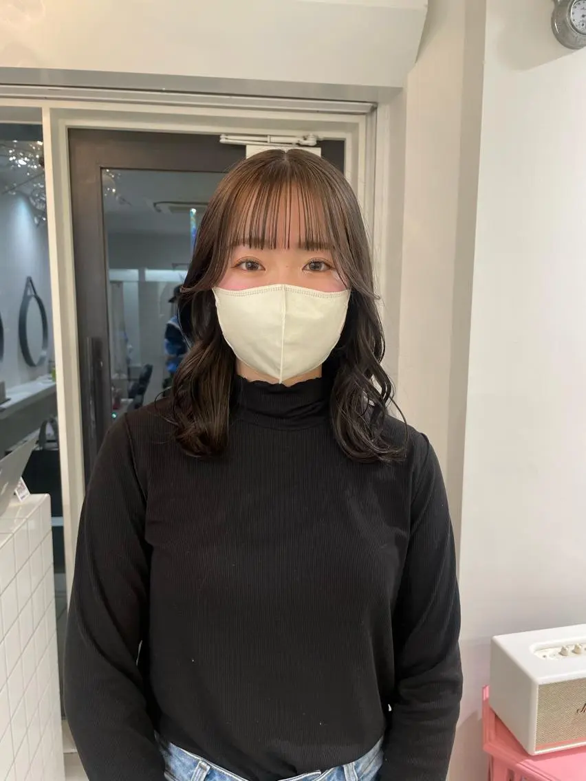 ミディアム カラー 韓国風ヘア Koto🌿 ブリーチなしカラーのヘアスタイル