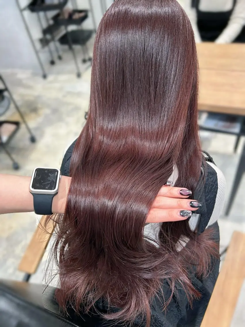 ロング ケアカラー チョコレートブラウン 髪質改善 韓国風ヘア ロング カット ヘアカラー メンズカット募集 yuuka 🤍のヘアスタイル