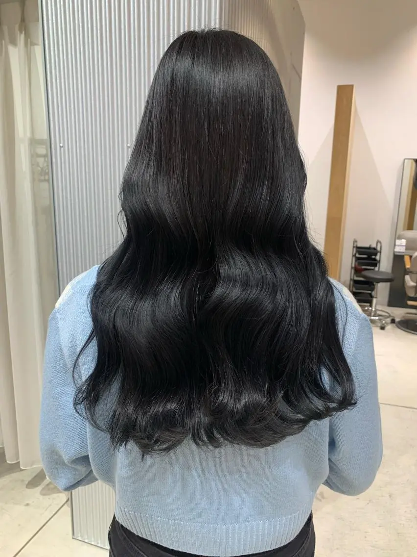ロング カラー ヘアアレンジ ヘアカラー トリートメント yuka .のヘアスタイル