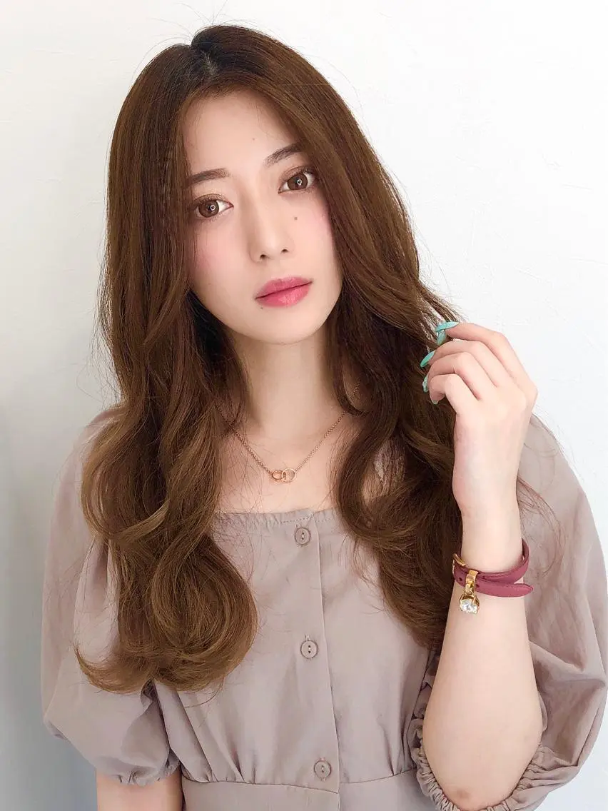 ロング カラー カット ⭐️韓国髪質改善× レイヤー⭐️亀山努のヘアスタイル