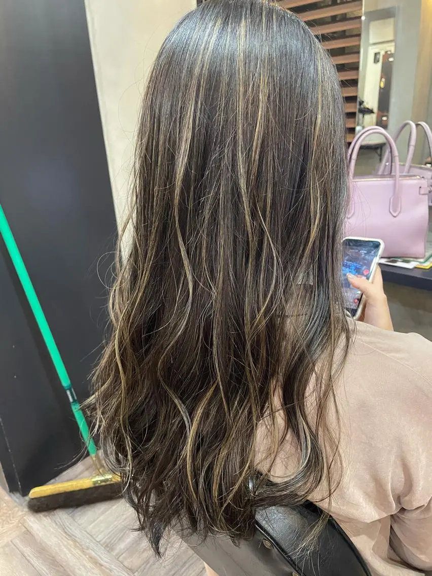 ロング カラー カット ヘアカラー トリートメント La fith 店長 城谷颯人のヘアスタイル