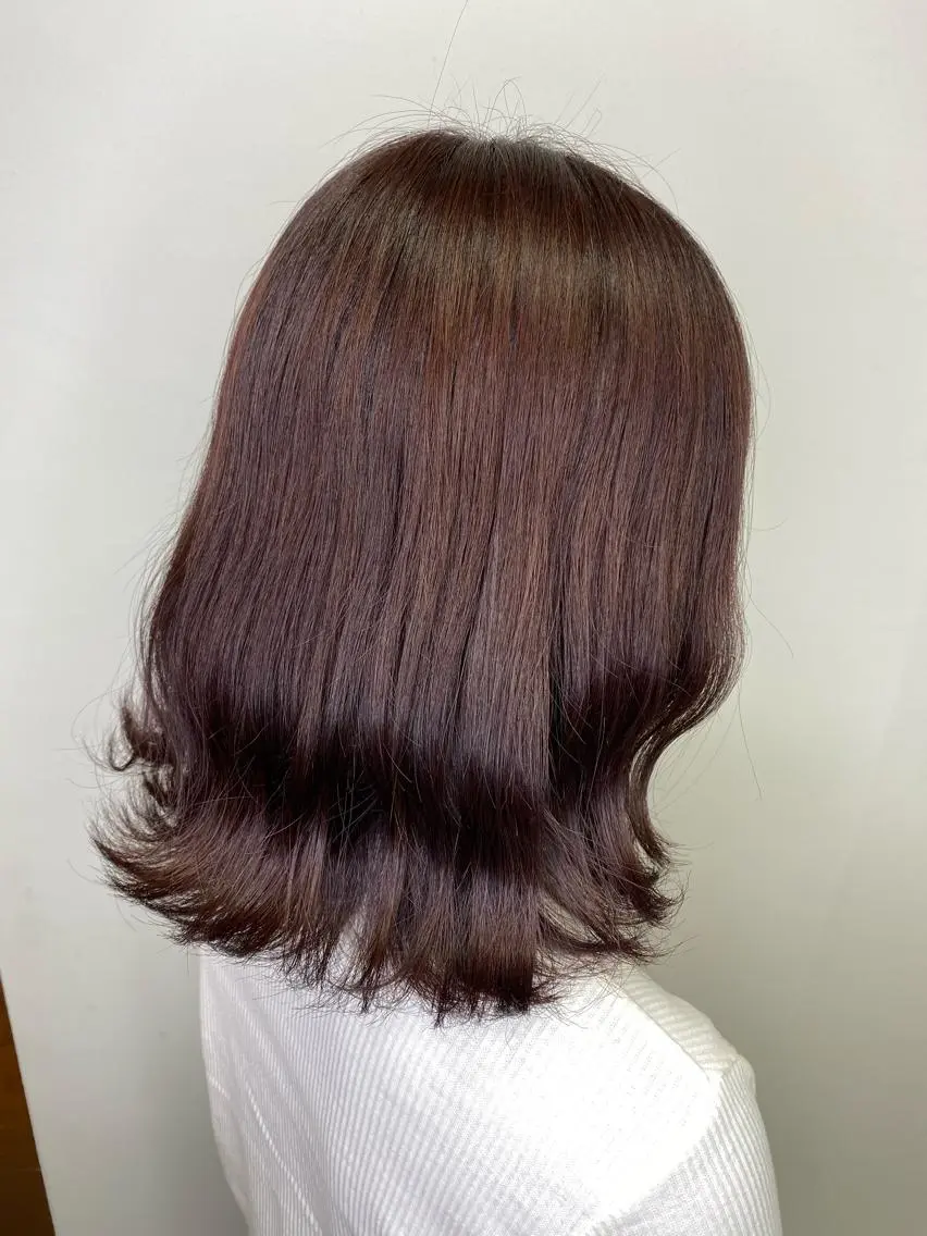 カラー インナー×縮毛矯正 ピンクカラー澤井里菜のヘアスタイル