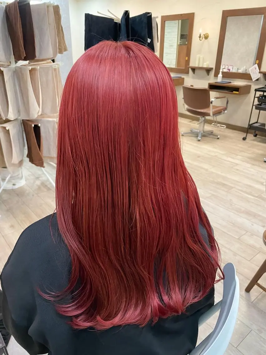 セミロング カラー ブラウンカラー 透明感カラー オレンジ オレンジレッド ピンクカラー イワタ マハ/ minim hairのヘアスタイル