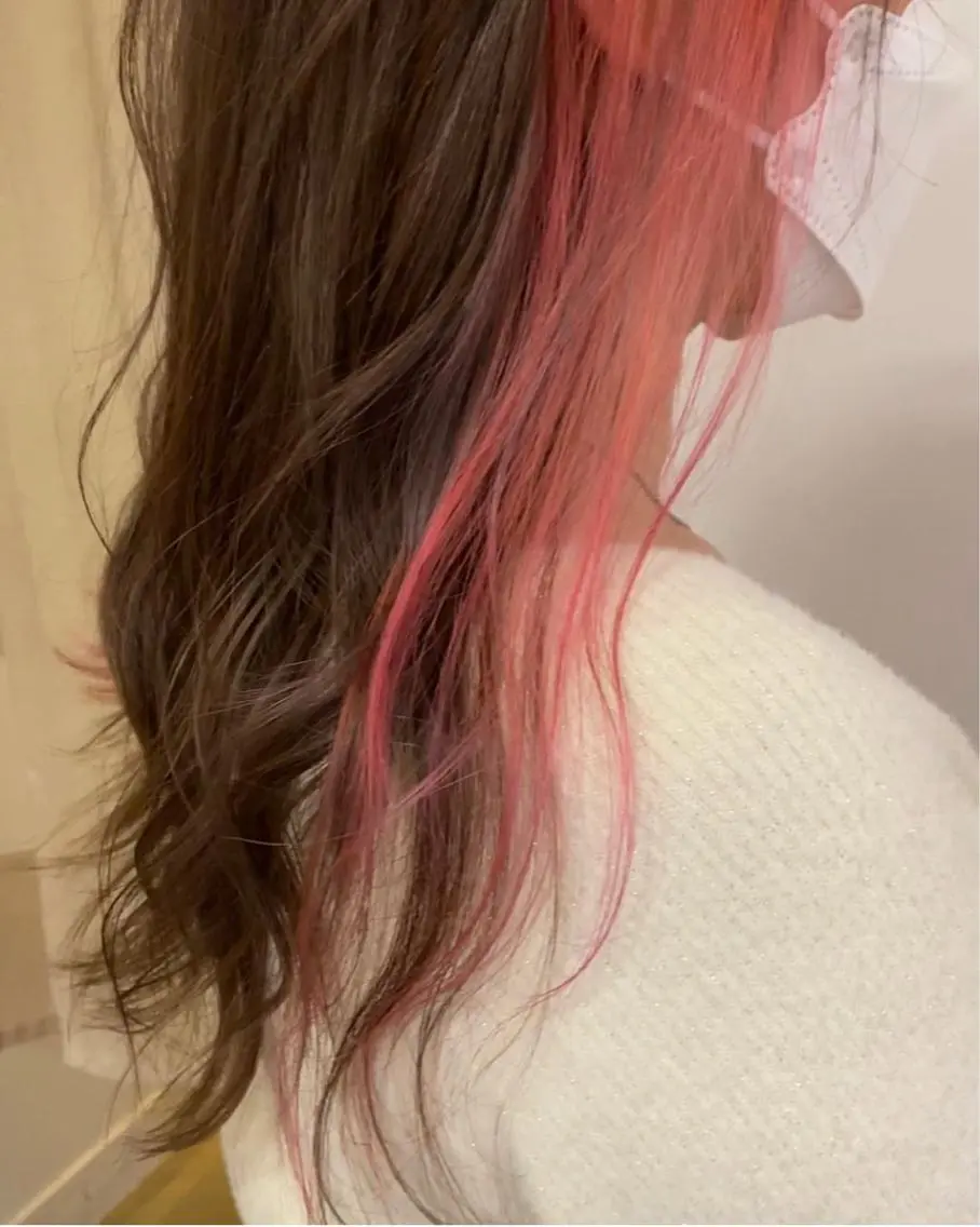 ロング カラー ベージュカラー インナーカラー ピンクカラー デザインカラー🌈 高木リョウのヘアスタイル