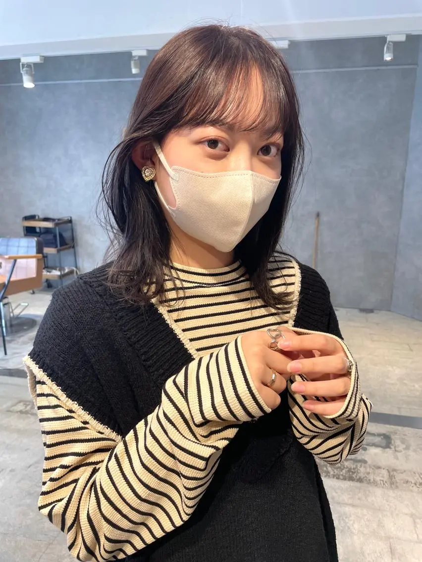 セミロング カラー カット ヘアカラー トリートメント 東 みのりのヘアスタイル