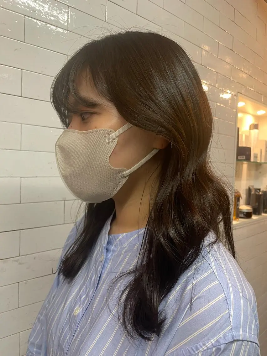 ロング カラー ブラウンカラー ヨシンモリ 韓国風ヘア ロング やすだ しおりのエステ・リラクイメージ
