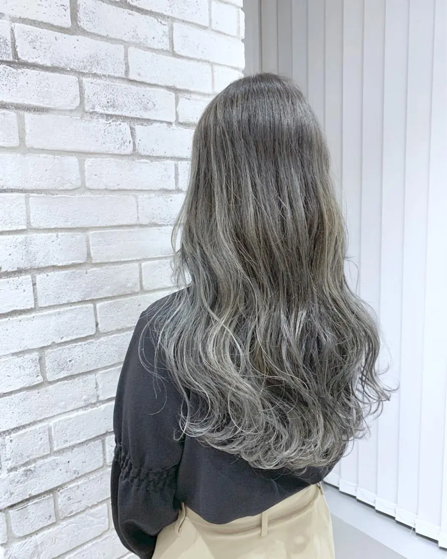 ロング カラー パーマ ヘアアレンジ グレージュ ハイライトカラー ハイライト ヘアカラー 縮毛矯正/美髪 髪質改善/石田幸輔のヘアスタイル