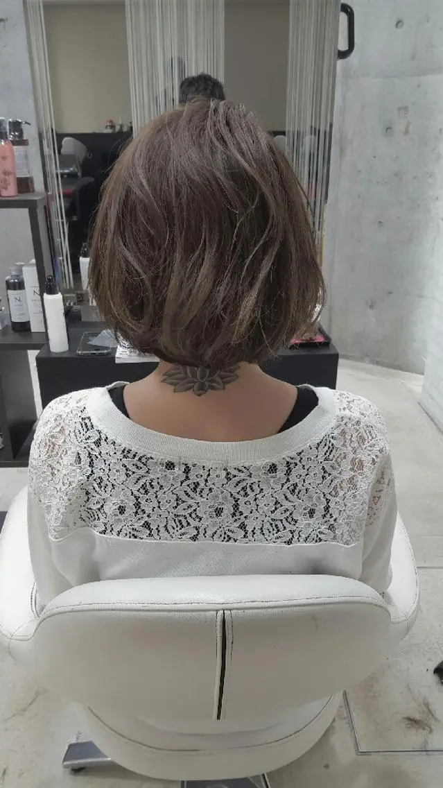 ミディアム 髪質改善×レイヤー 高嶋のヘアスタイル