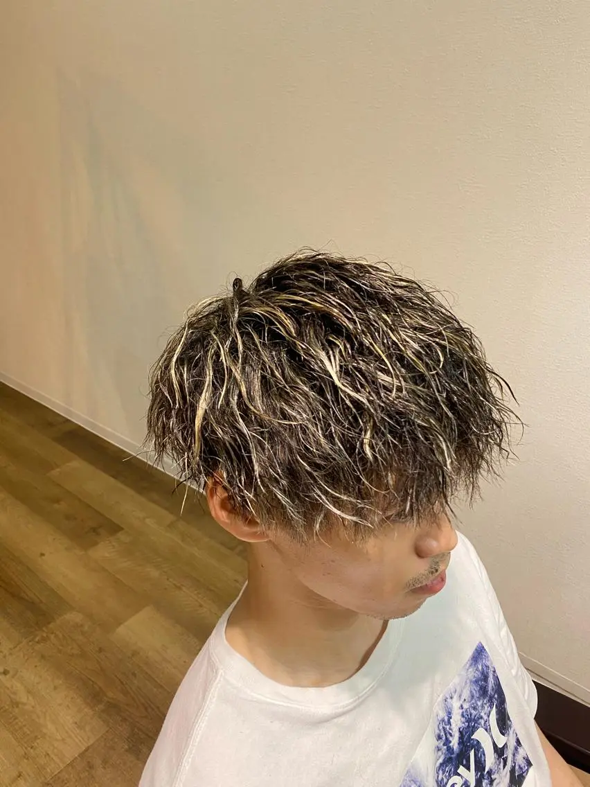 ミディアム カット ヘアカラー パーマ 前川 優希のヘアスタイル