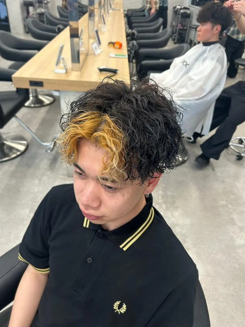 メンズ メンズ専門店🔥 BLUCK 2ndのヘアスタイル