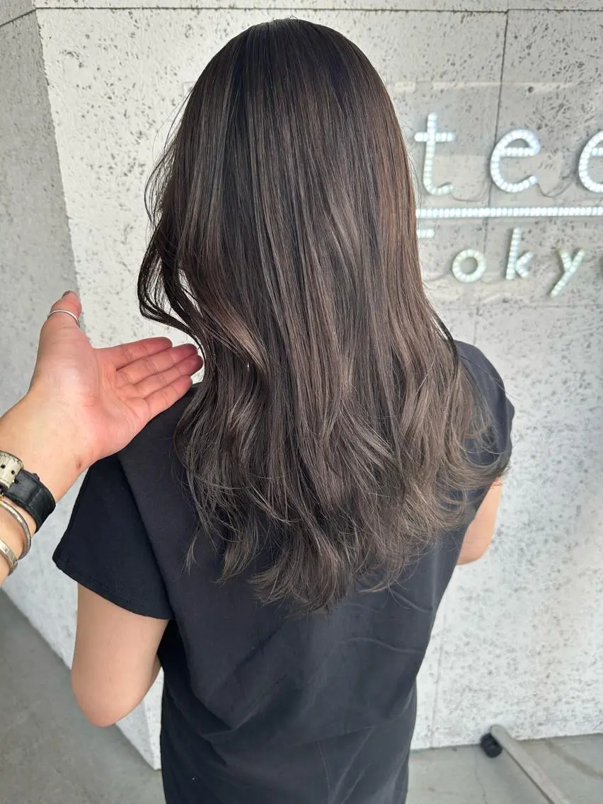 セミロング カット ヘアカラー トリートメント amie三宮 NAKANOのヘアスタイル