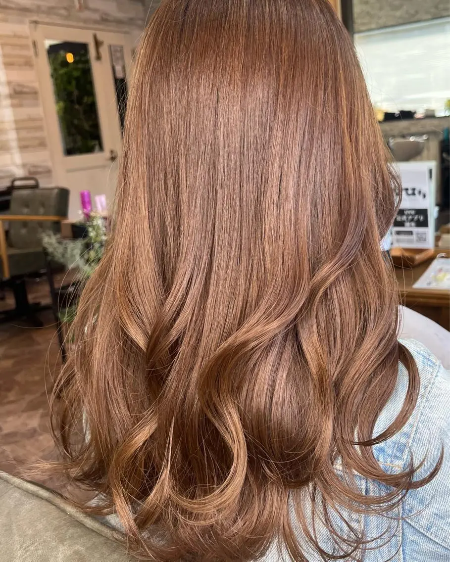 セミロング Lilly 中谷友里のヘアスタイル