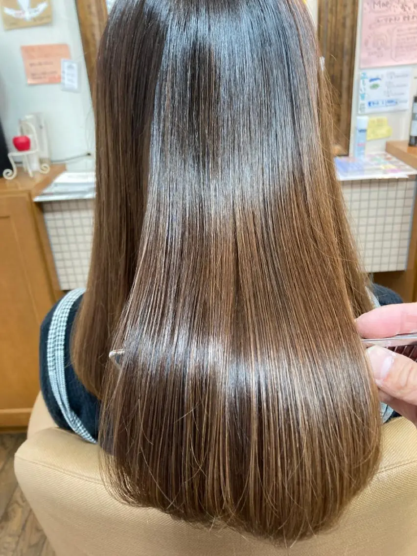 ロング トリートメント ROOTS martinのヘアスタイル