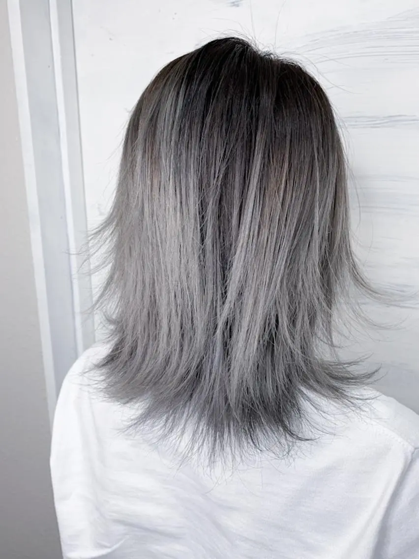 ショート カラー ブリーチ ハイトーンカラー BOX mico.のヘアスタイル