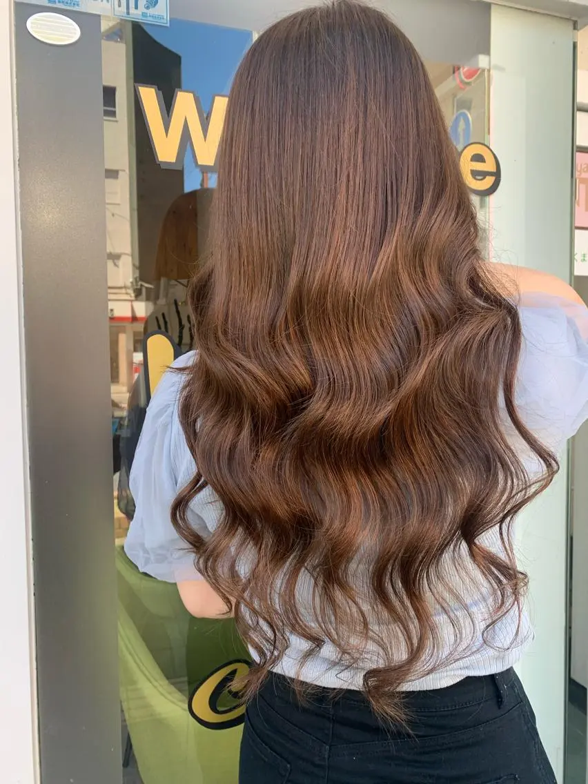 ミディアム カラー パーマ ヘアアレンジ メンズ キッズ ネイル マツエク・マツパ アイブロウ エクステ 長さ出し エクステ 🤍韓国風レイヤー/ 艶髪🤍鳥越美羽のヘアスタイル