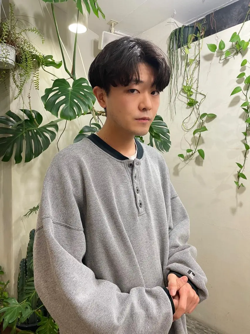 ショート パーマ メンズ 近藤 裕嗣のヘアスタイル