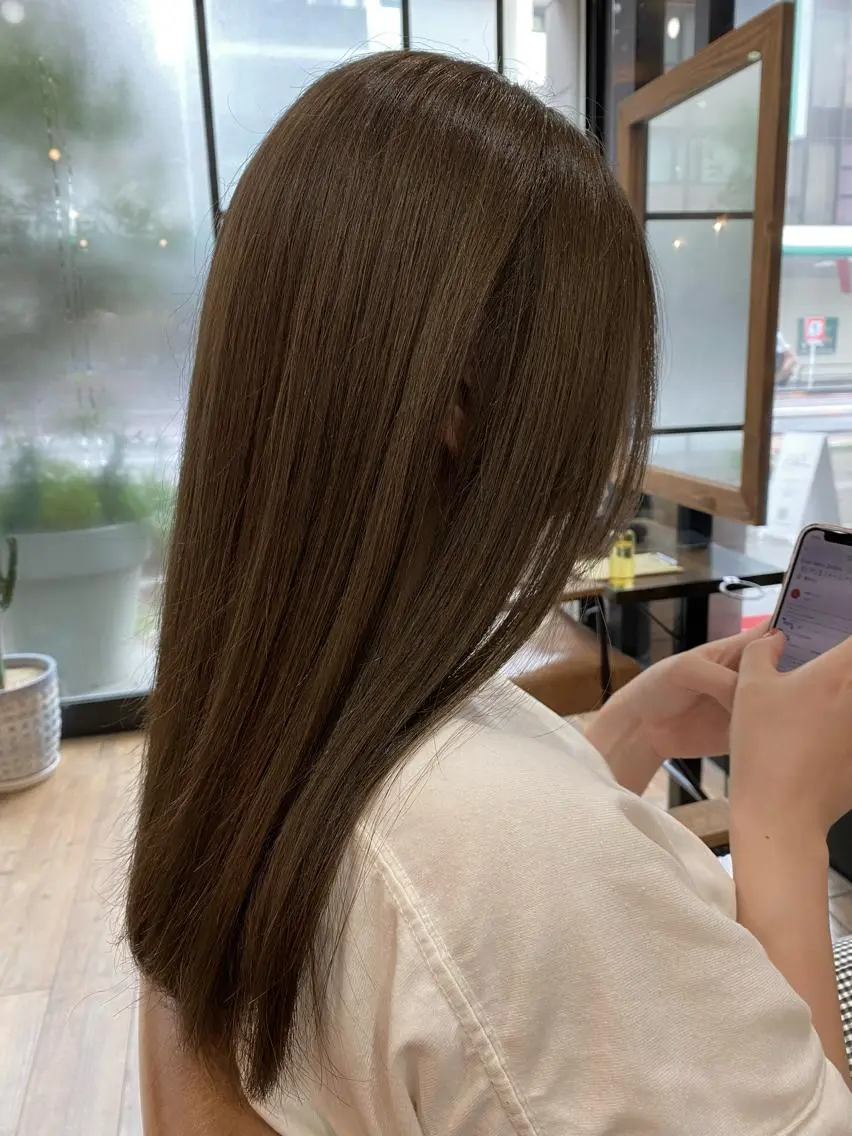 ロング カラー オリーブカラー カット ヘアカラー トリートメント 特殊カラー特化 ✂️SHIAN フジのヘアスタイル