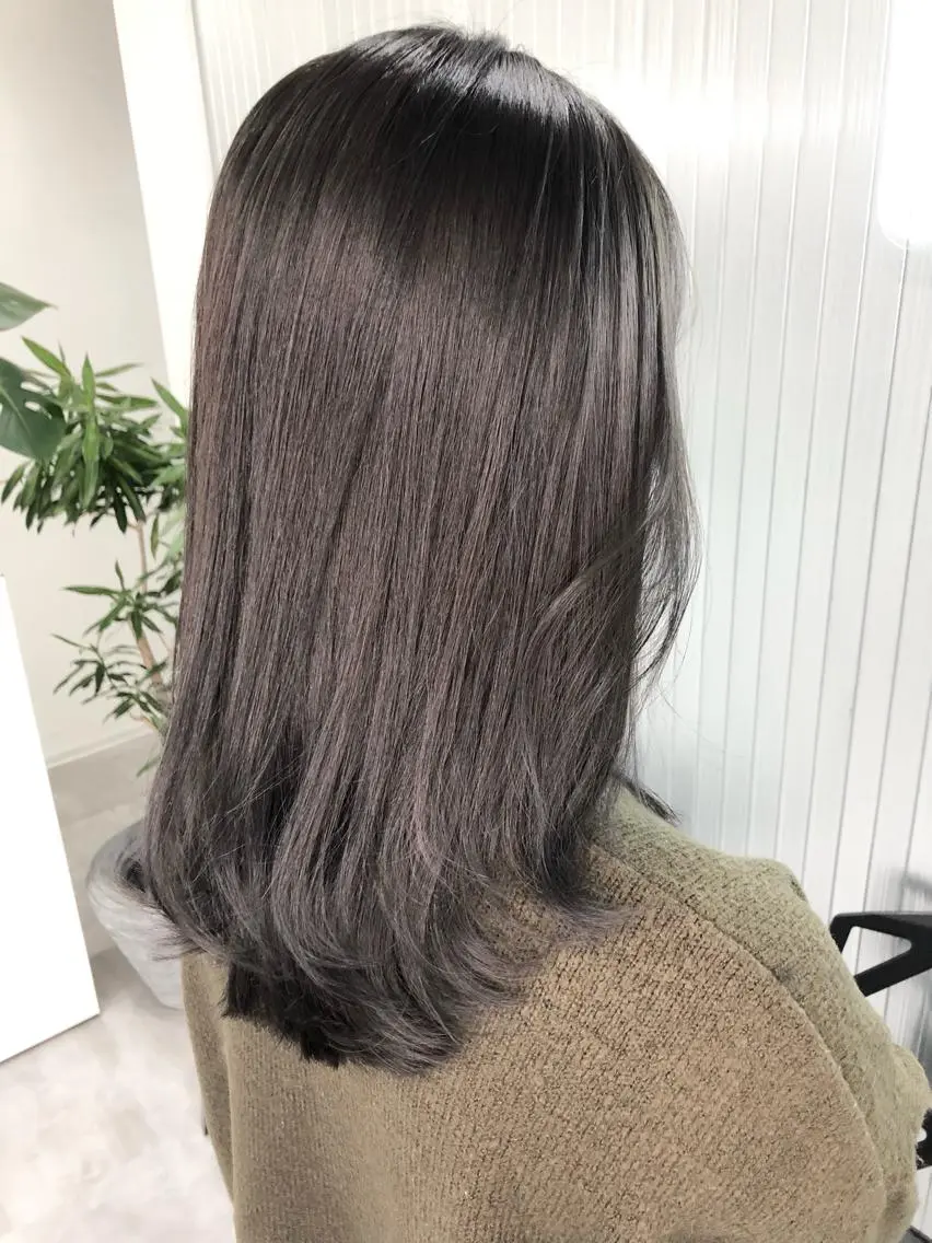 ミディアム カラー カット ヘアカラー トリートメント LOOP hairのヘアスタイル