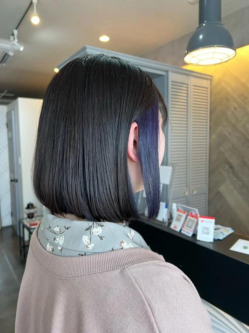 ショート ヘアカラー 川村 綾のヘアスタイル