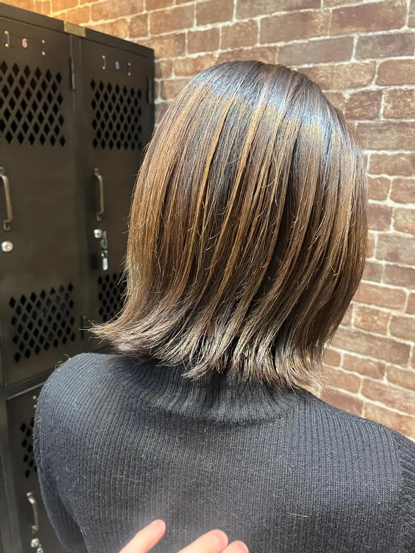 セミロング カラー パーマ ヘアアレンジ メンズ キッズ ネイル マツエク・マツパ アイブロウ メンズブリーチ メンズハイライト メンズインナーカラー メンズ韓国風 ブリーチ 久木原 ゆりのヘアスタイル