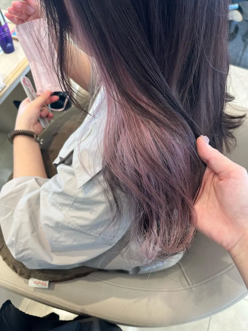 セミロング カラー 暖色/ブリーチカラー 🎀 M i k uのヘアスタイル