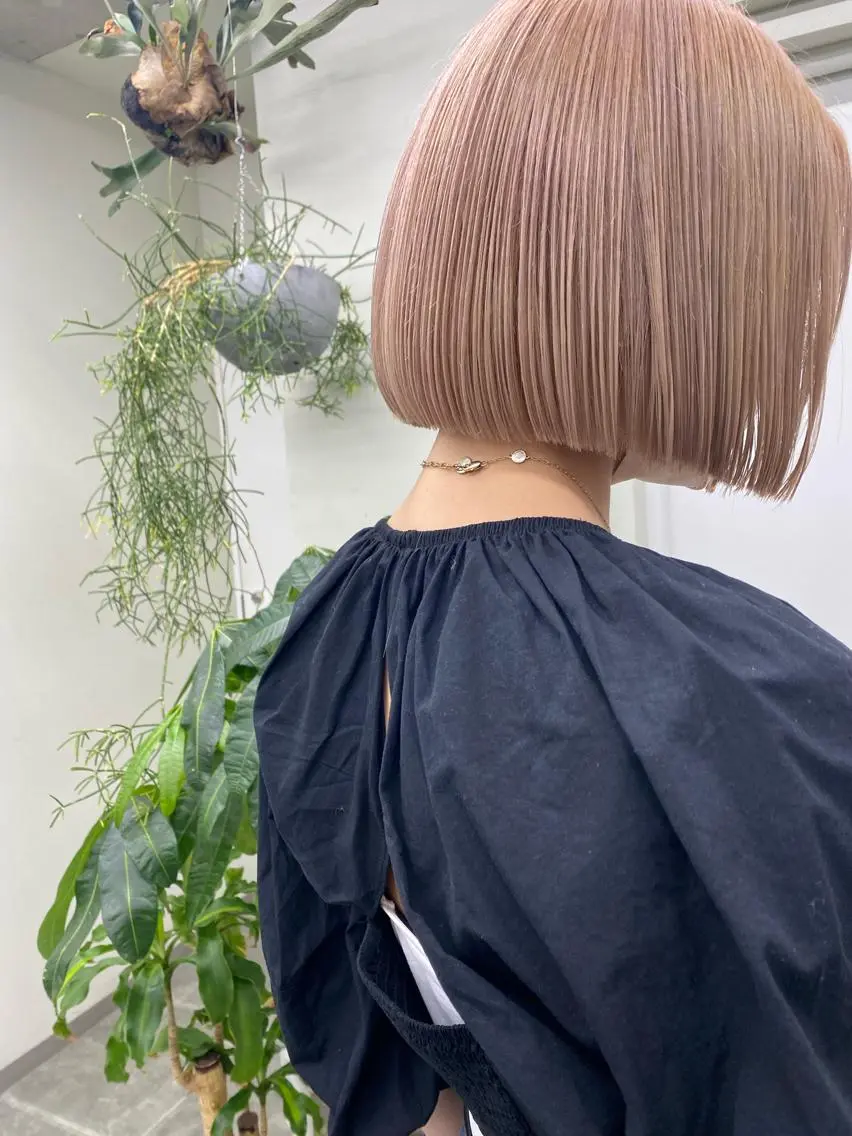 ショート カラー ベージュカラー ヘアカラー トリートメント 小澤大輔 YOLO hairのヘアスタイル