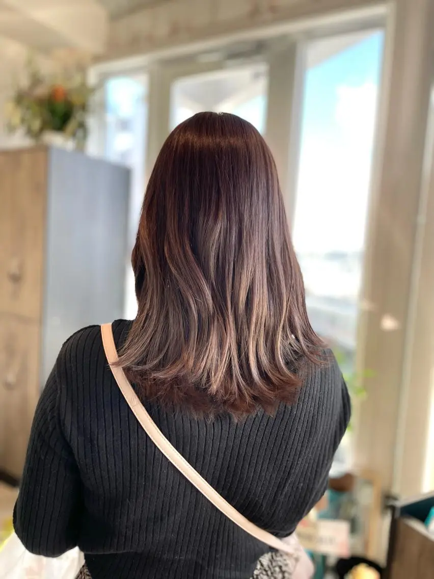 ミディアム カラー ヘアカラー トリートメント ✨髪質改善/ハイトー ン/艶髪高山のヘアスタイル